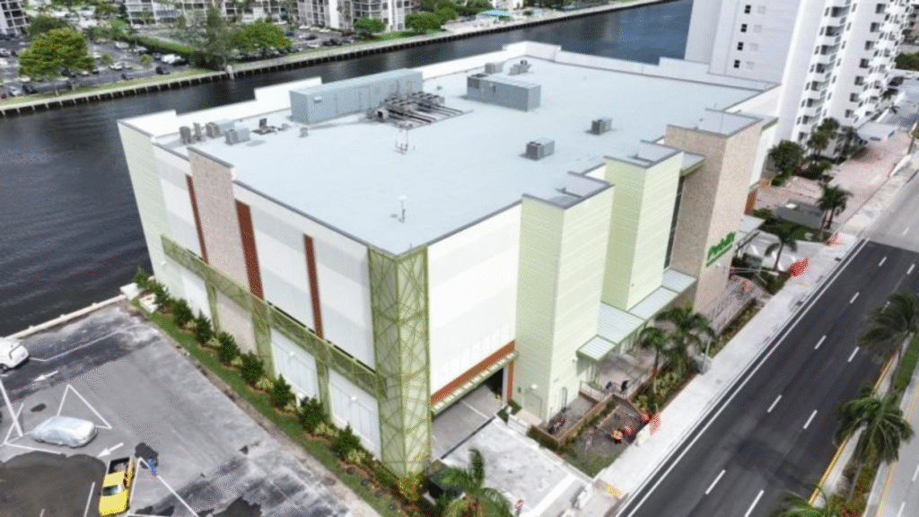 Publix #1693 - Hollywood, FL - New Build - Hawkins Construction - BUR
