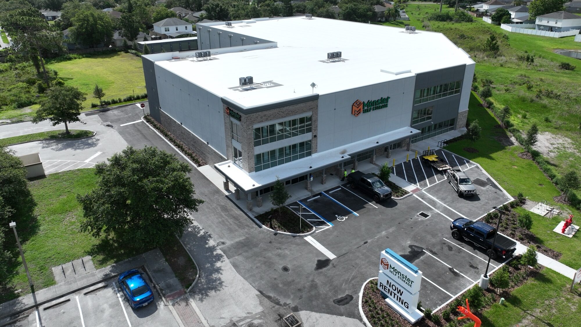 Monster Self Storage - Orlando, FL
New Build - A.L. Adams Construction - TPO