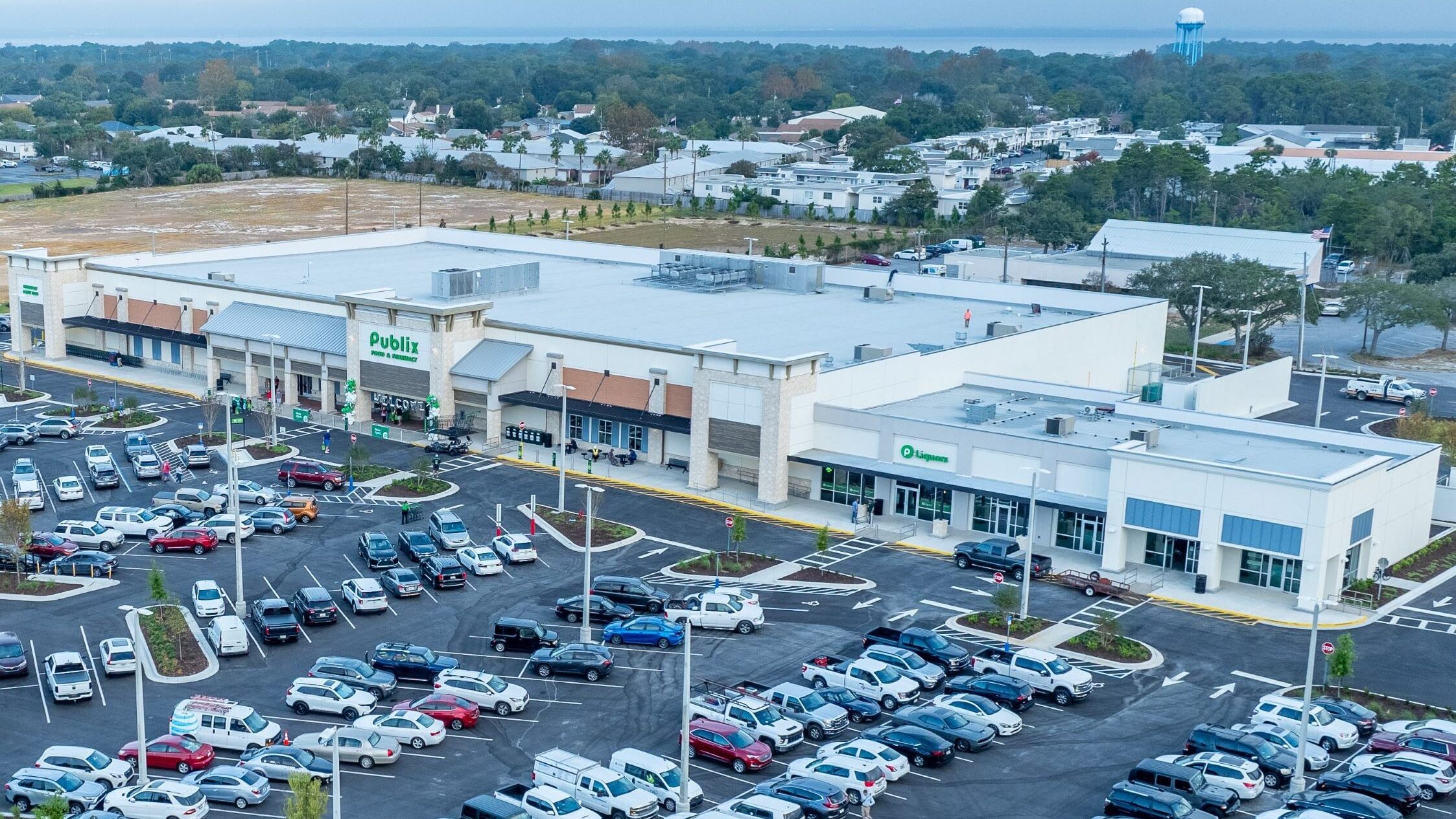 Publix #2023 - Destin, FL - New Build -
RAM General Contracting & Development - BUR