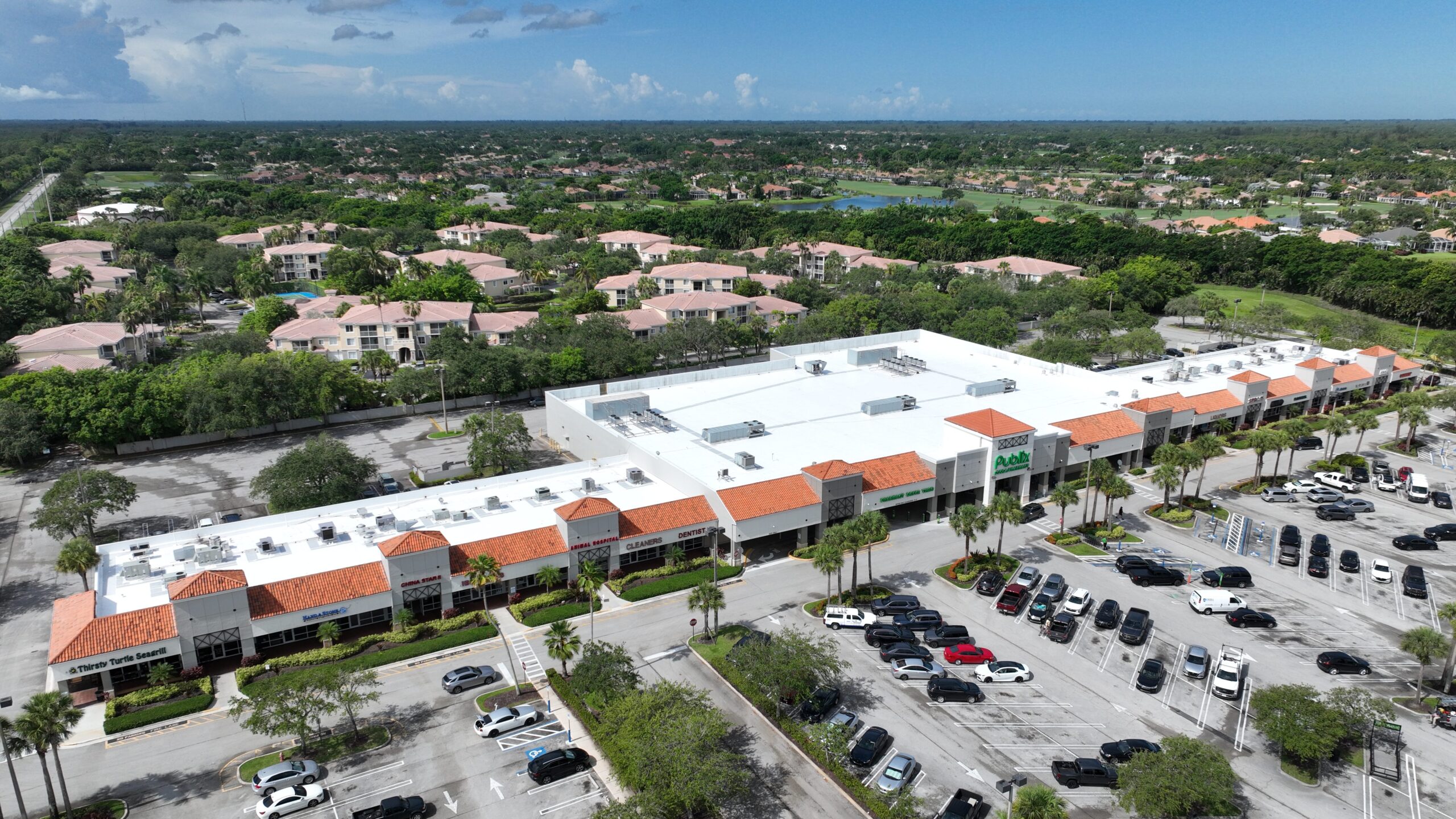 Publix #651 - West Palm Beach, FL
Re-Roof - Publix Super Markets -
Sika Sarnafil PVC