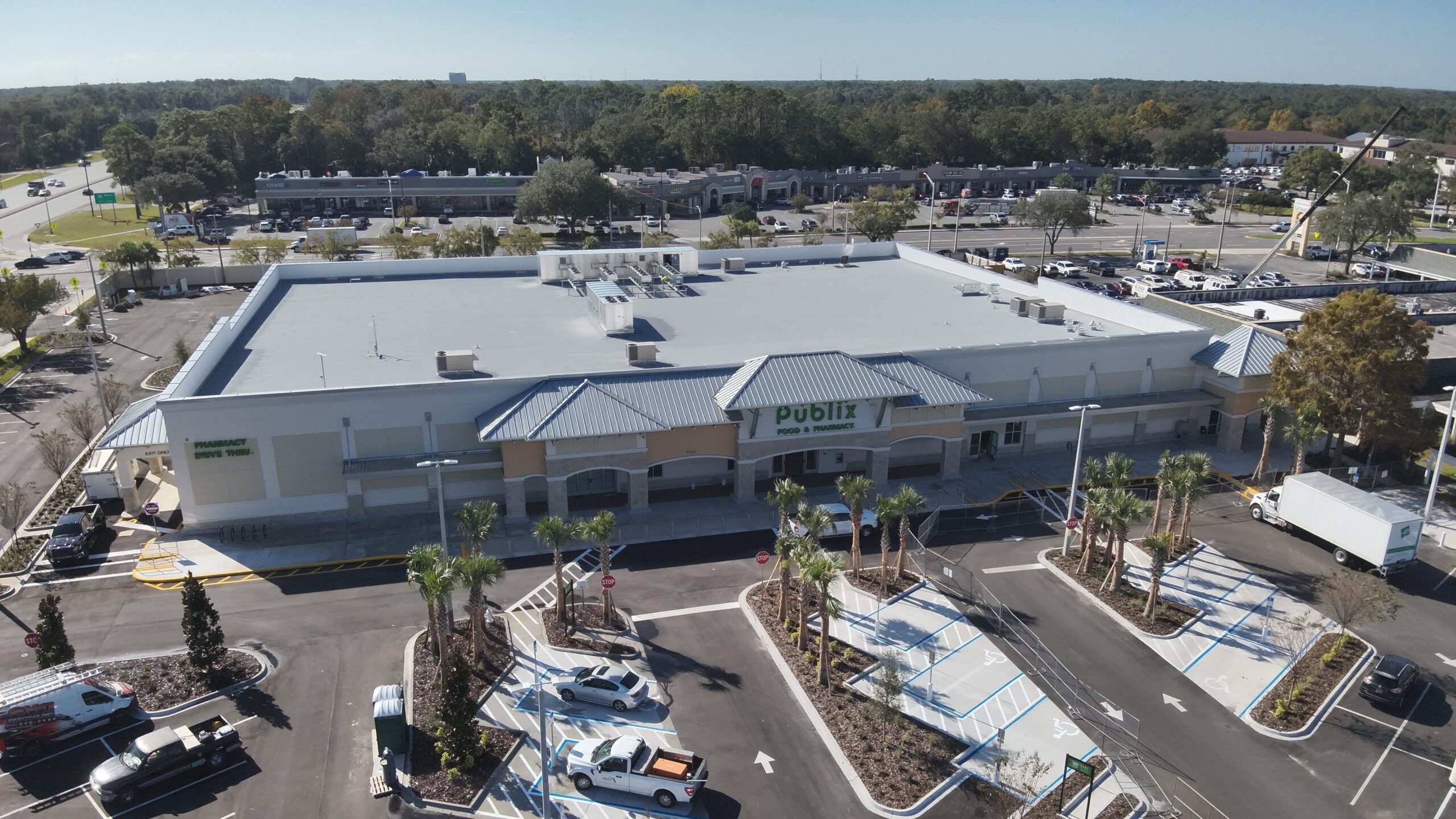 Publix Projects Publix #1841 - Jacksonville, FL
New Build
MEC General Contractors - BUR & Standing Seam