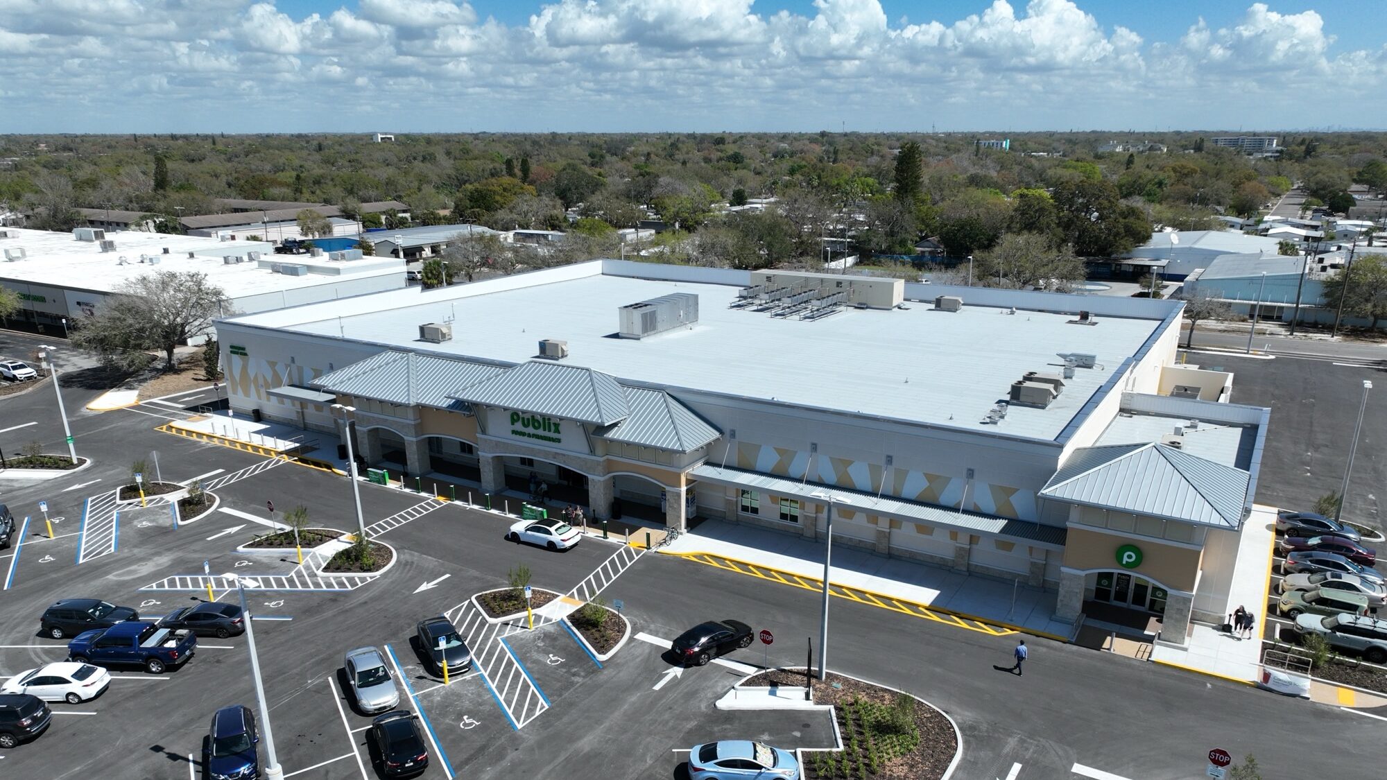 Publix #1861 - Clearwater, FL
New Build - Hawkins Construction
BUR & Standing Seam