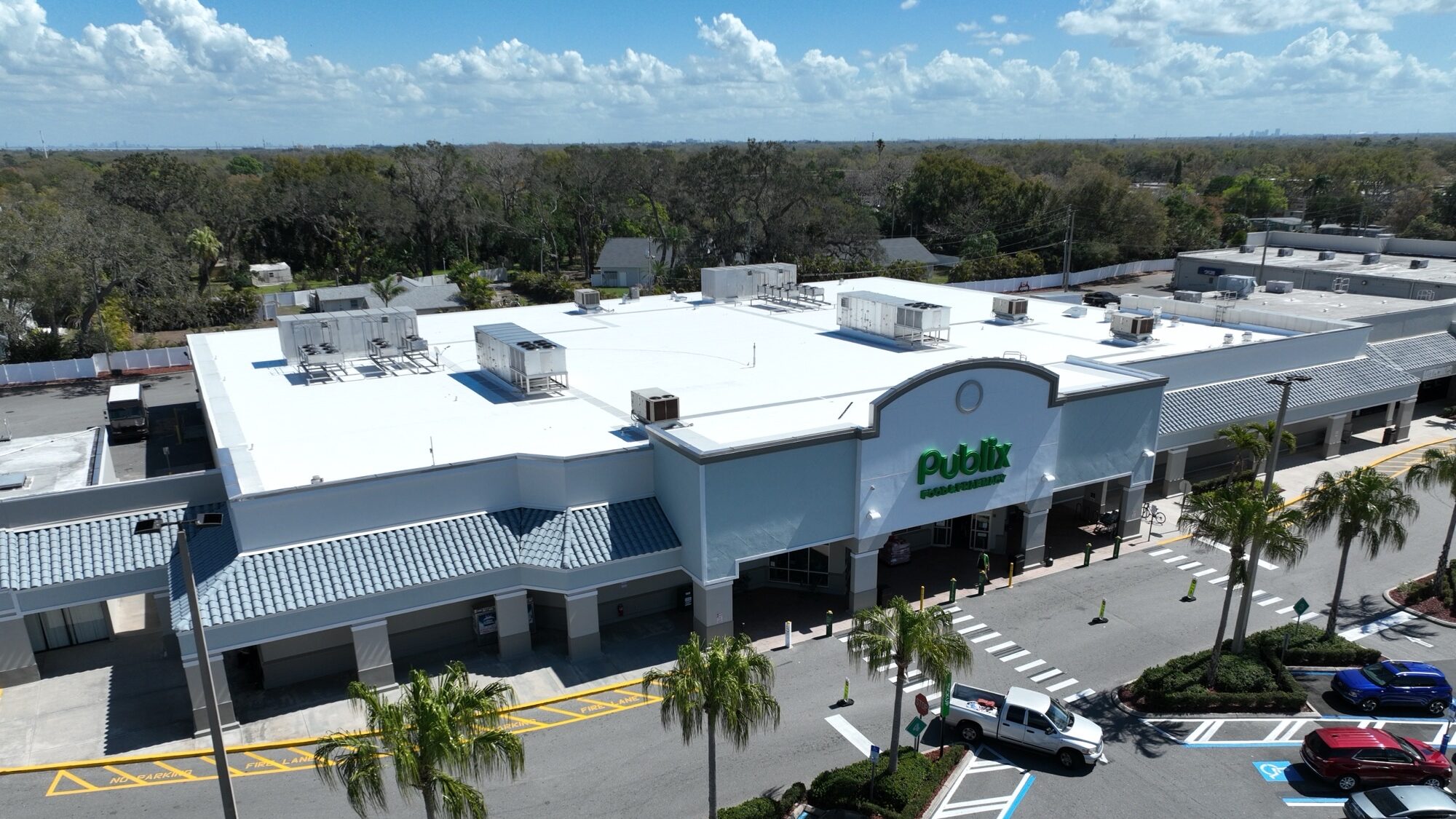 Publix #866 - Clearwater, FL
Re-Roof - Publix Super Markets
Sika Sarnafil PVC